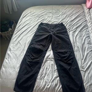 Aritizia TNA Black Cargo pants